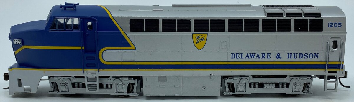 Bachmann 61801 HO D&H Baldwin RF-16 Sharknose Diesel Engine #1205 w/DCC