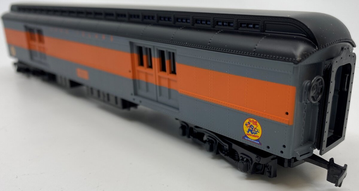 IHC 49380 HO Long Island RR Heavyweight Baggage #621