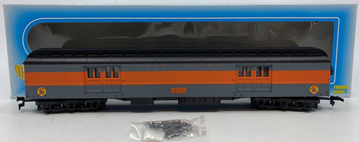 IHC 49380 HO Long Island RR Heavyweight Baggage #621