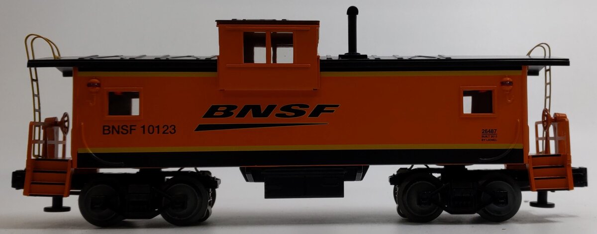 Lionel 6-26487 O Gauge BNSF Extended Vision Caboose #10123