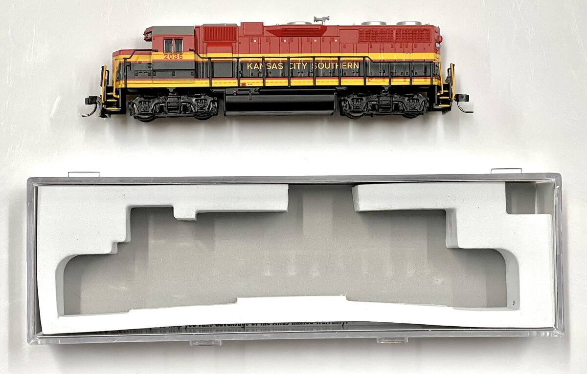 Atlas 40004116 N Scale Kansas City Southern GP-38 Diesel #2036 - DCC Ready