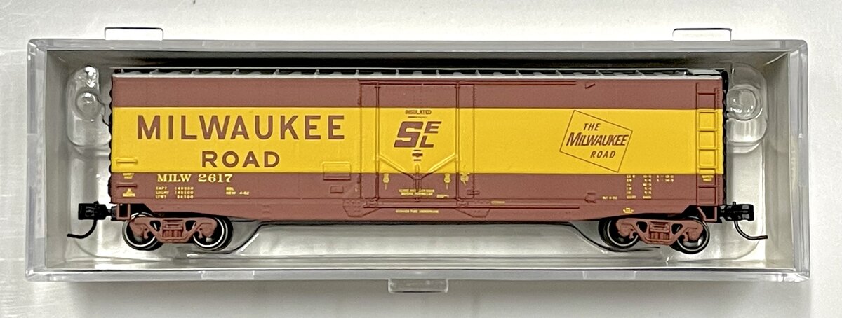 Athearn 18835 N Milwaukee 50' PS-1 Plug Door Smooth Side Boxcar #2617