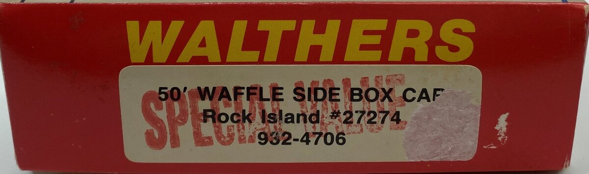 Walthers 932-4706 HO Rock Island 50' Waffle Side Box Car Random Road # Kit