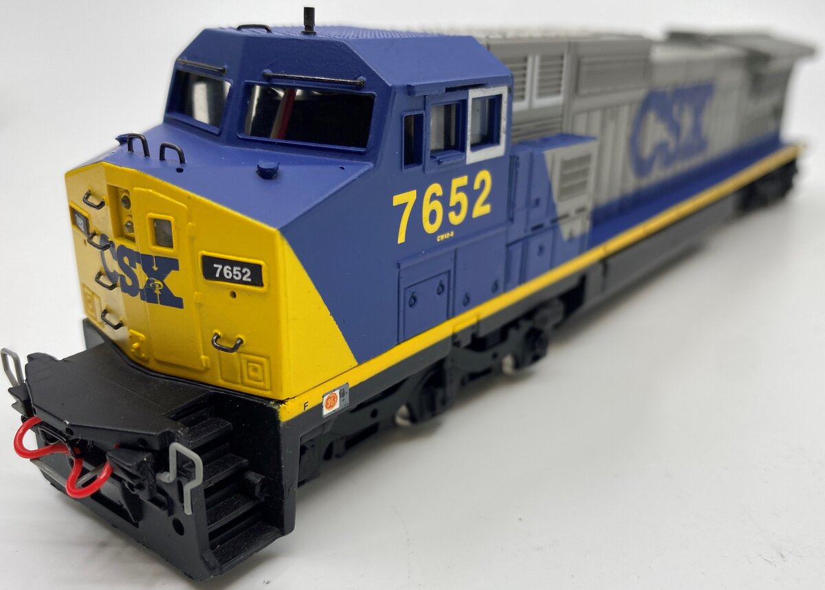 Bachmann 86011 HO Scale CSX GE Dash 8-40CW Wide Cab Diesel