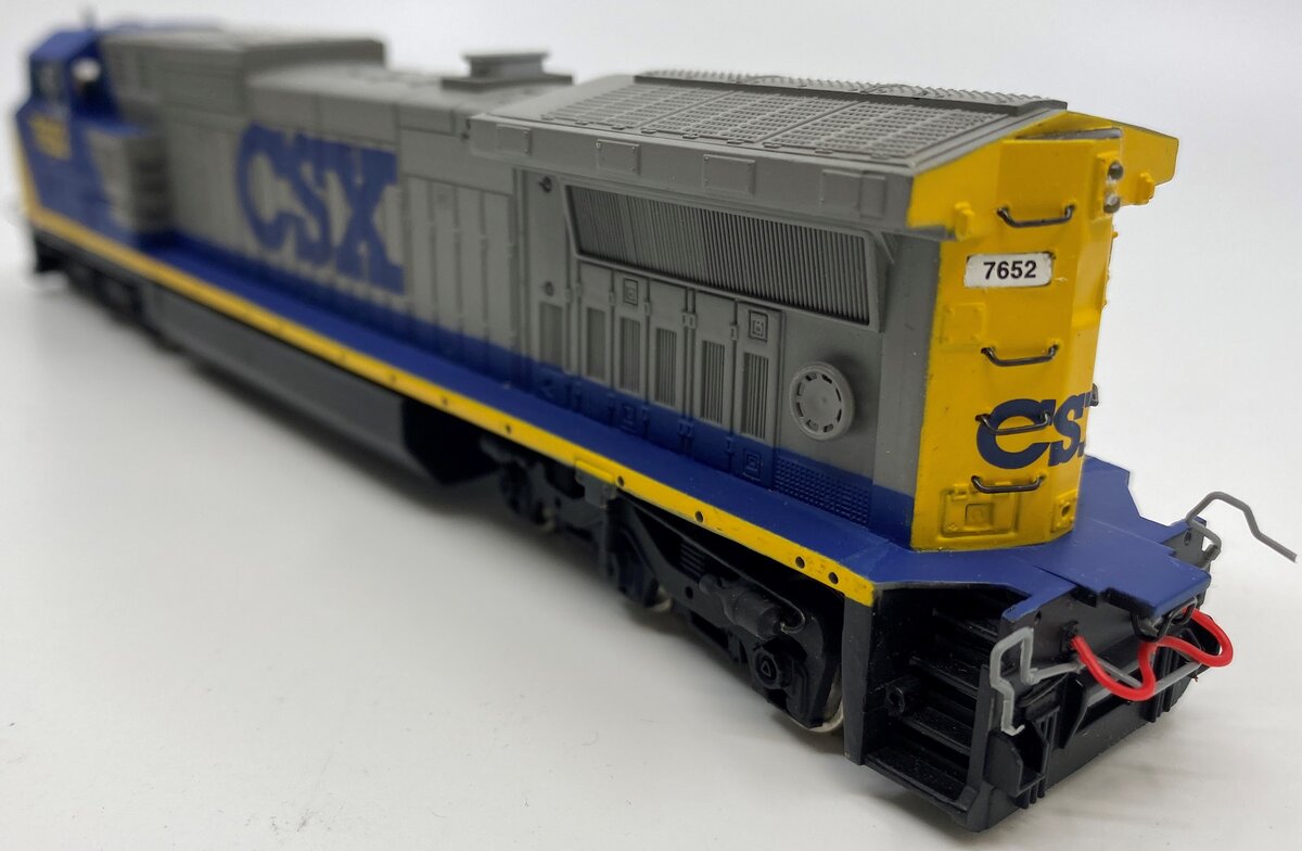 Bachmann 86011 HO Scale CSX GE Dash 8-40CW Wide Cab Diesel Locomoitve #7652
