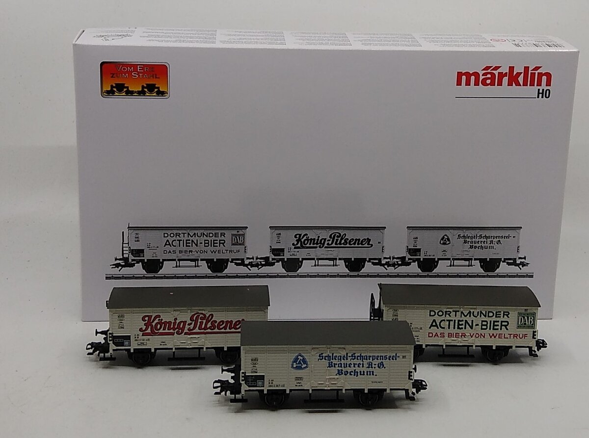 Marklin 48773 HO Era IV DB Beer Cars -3-Rail - Ready to Run (Set of 3)