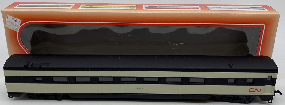 IHC 48051 HO Scale Canadian National Smooth Side Coach #5517