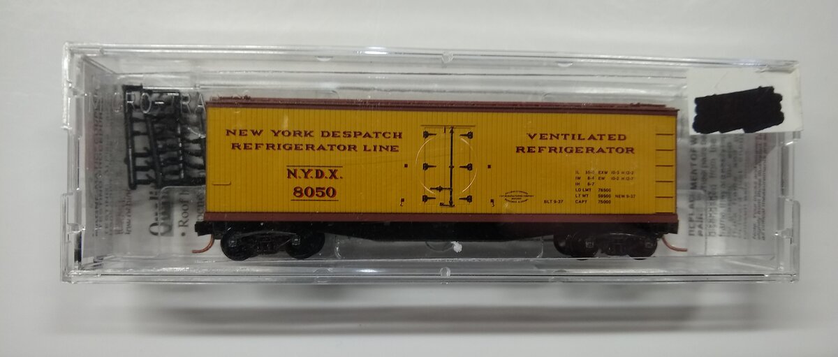 Micro-Trains 04700080 N NYDX 40' Double Sheathed Wood Reefer #8050