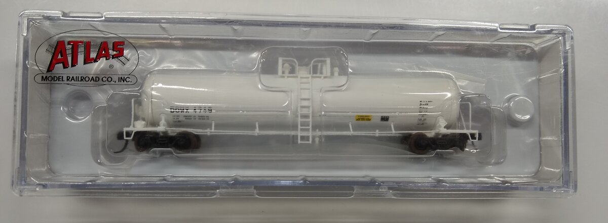 Atlas 50004617 N Dow Chemical GATX 20,700 Gallon Non-Insulated Tank Car #4749