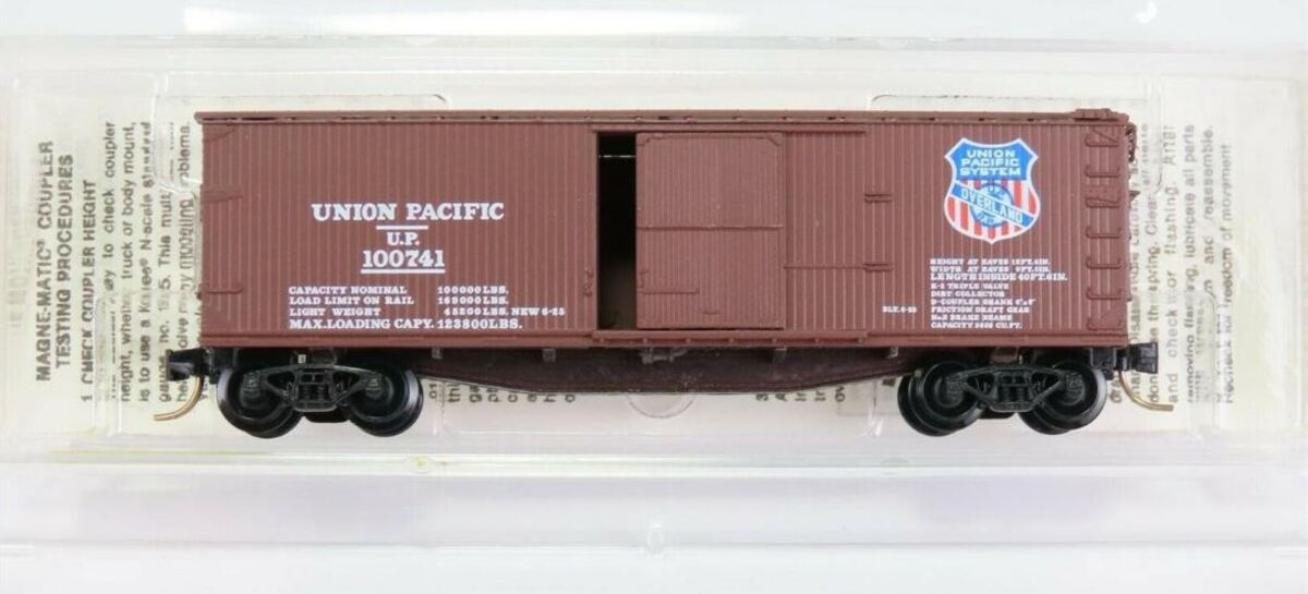 Micro-Trains 04200070 N Union Pacific 40' Double Sheathed Wood Boxcar #100741