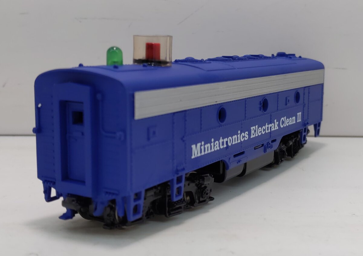 Miniatronics PEC-21 Electrak Track Cleaning Car (262334)