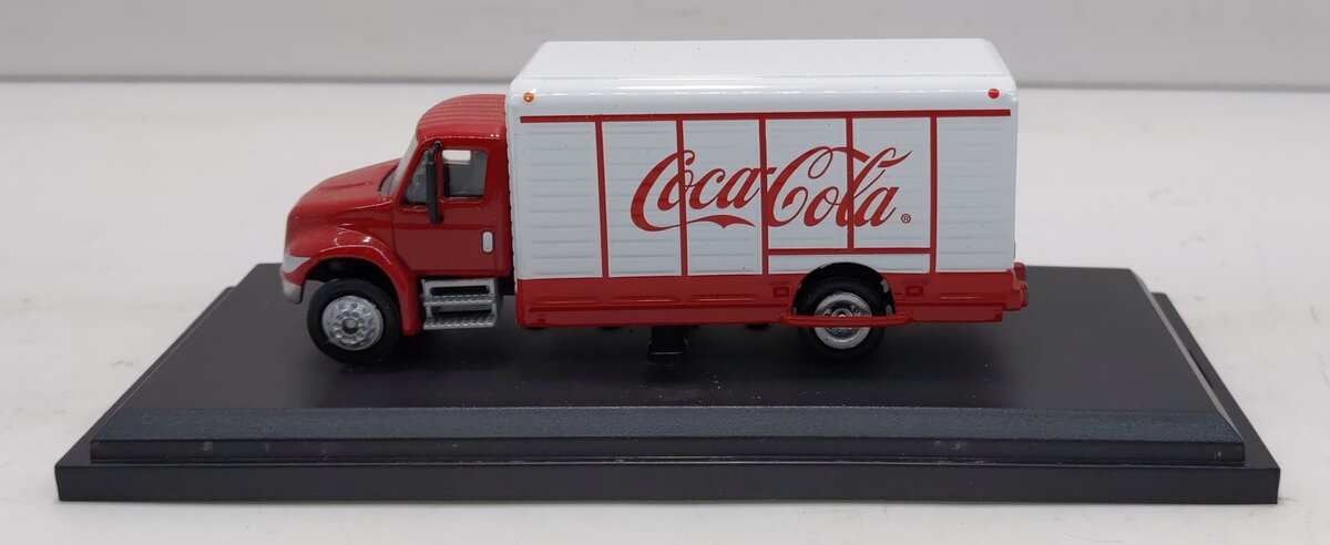 Atlas 30000108 HO 1:87 Coca Cola Beverage Truck