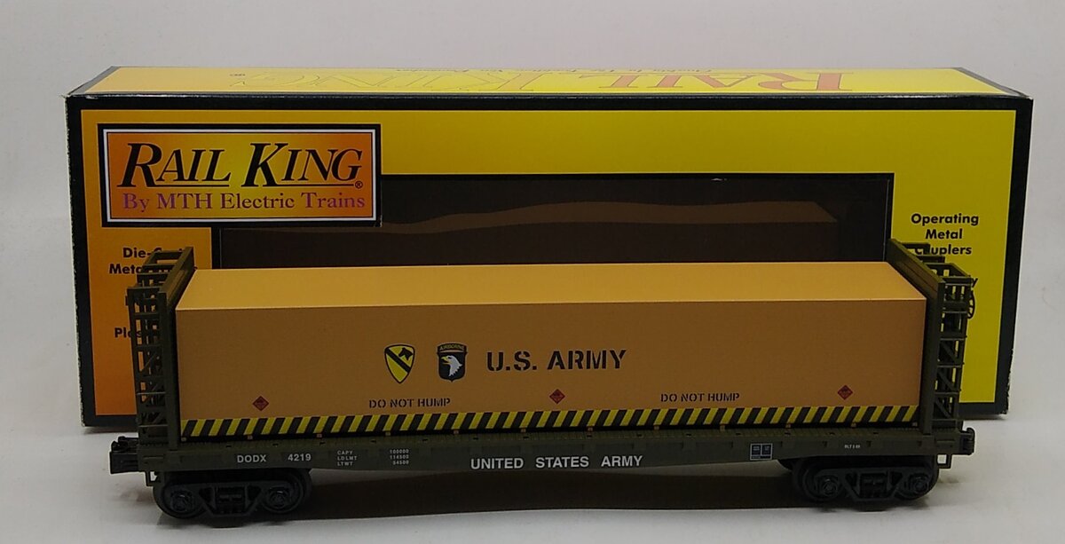 MTH 30-76752 O U.S. Army RailKing Flat Car with Bulkheads & Lumber Load #4219