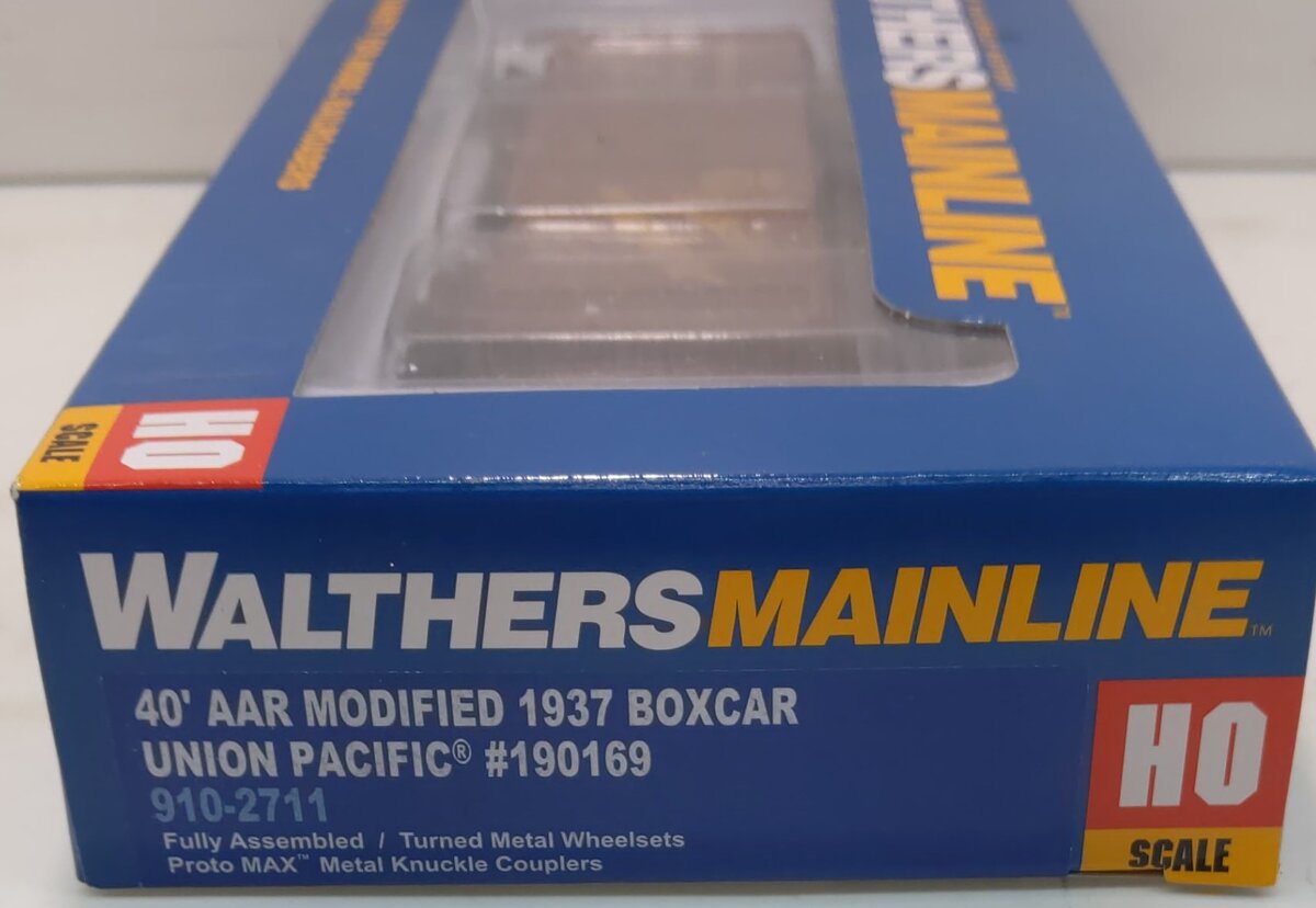 Walthers 910-2711 HO Union Pacific® 40' AAR Modified 1937 Boxcar #190169