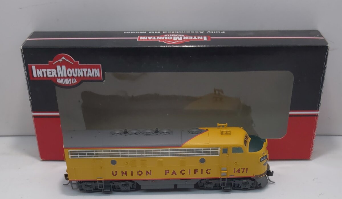 InterMountain 49003S HO Union Pacific EMD F7A Diesel Engine with Sound & DCC