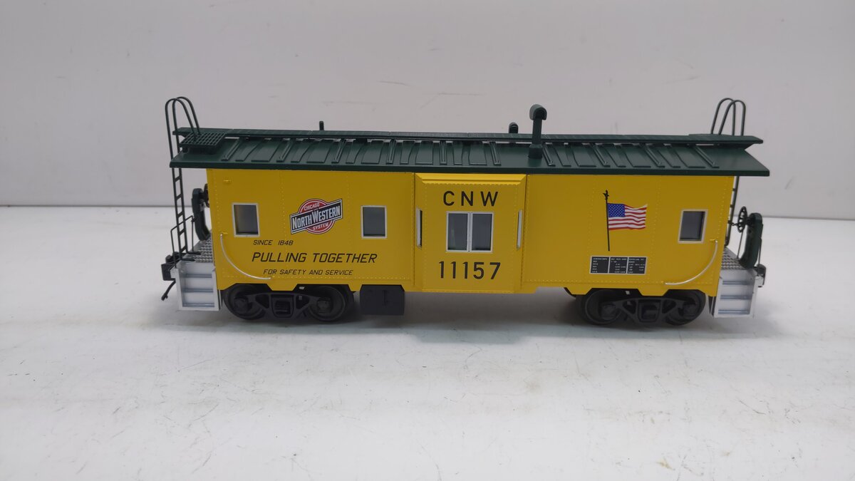 MTH 20-91642 O Chicago North Western Bay-Window Caboose #11153