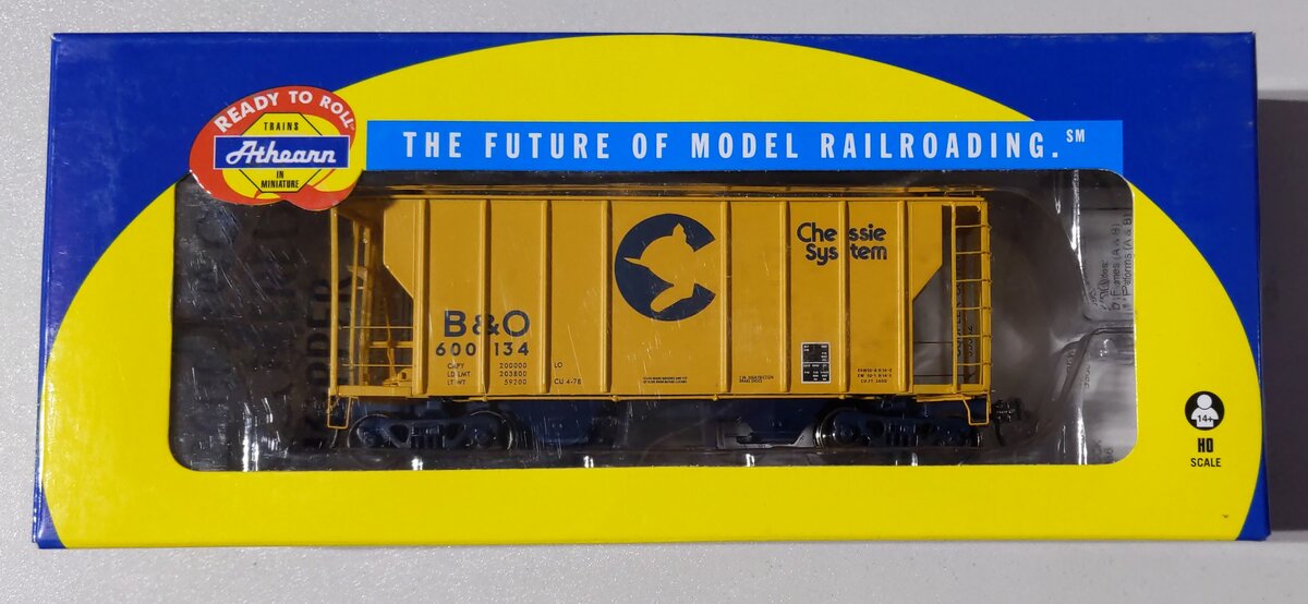 Athearn 97319 HO Scale Chessie System PS-2 2600 Covered Hopper #600134