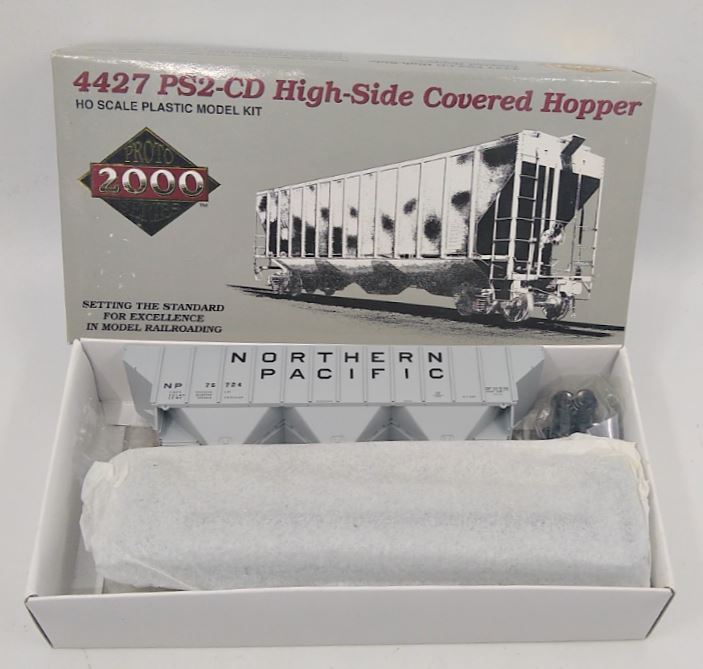 Life Like 21861 HO Proto 2000 Northern Pacific High Side Covered Hopper Kit