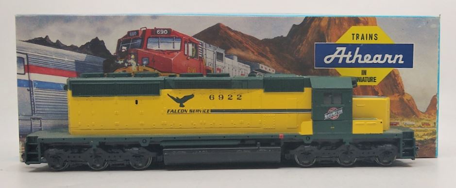Athearn 98276 HO CNW Falcon Service SD40-2 Diesel Locomotive #6922 - RTR