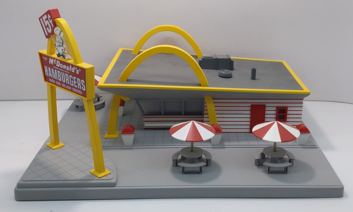 MTH 30-9034 O McDonald's Original Restaurant Building – Trainz