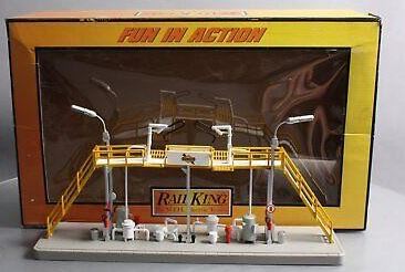 MTH 30-90420 O Sunoco Tank Filling Station