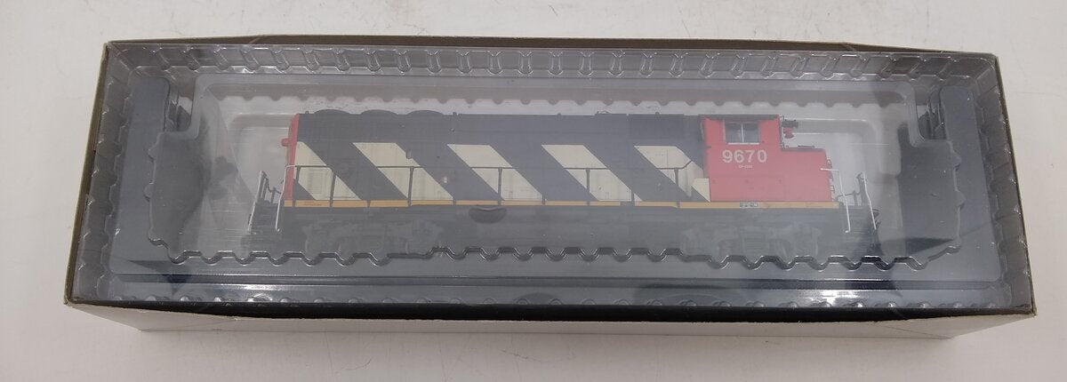 Atlas 10002730 HO CN GP40-2(W) Gold Diesel Locomotive #9670 w/DCC/LokSound