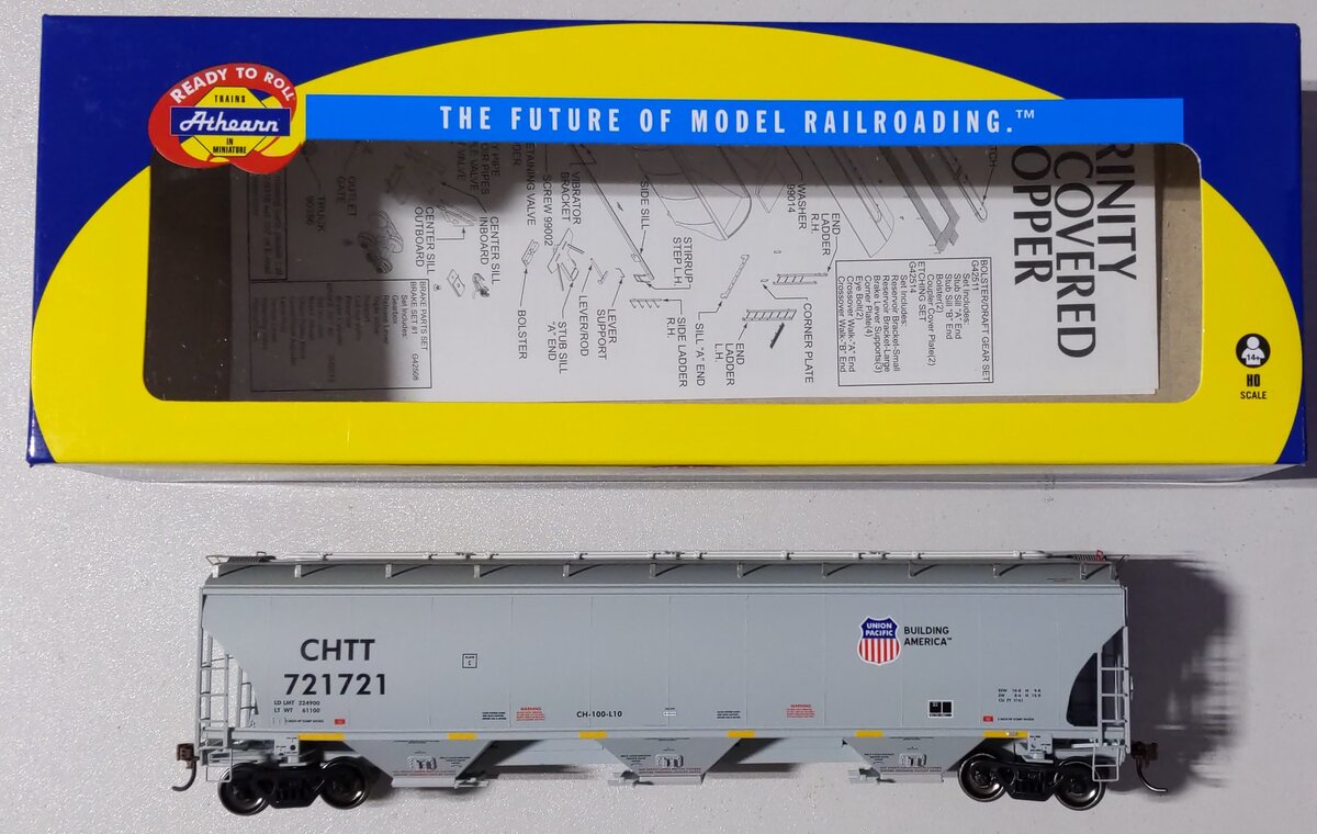 Athearn 89606 HO Union Pacific Trinity 3-Bay Covered Hopper RTR #721721