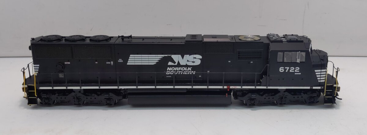 Athearn G67417 HO NS/Horsehead SD60I Diesel Locomotive w/DCC & Sound #6722