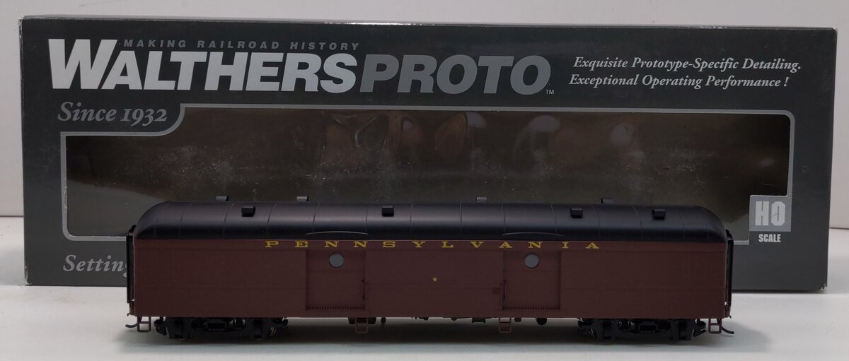 Walthers 920-17243 HO Pennsylvania B60b Baggage Car w/Porthole Windows