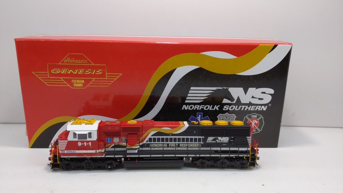 Athearn G65200 HO Scale Norfolk Southern SD60E Diesel Locomotive #911