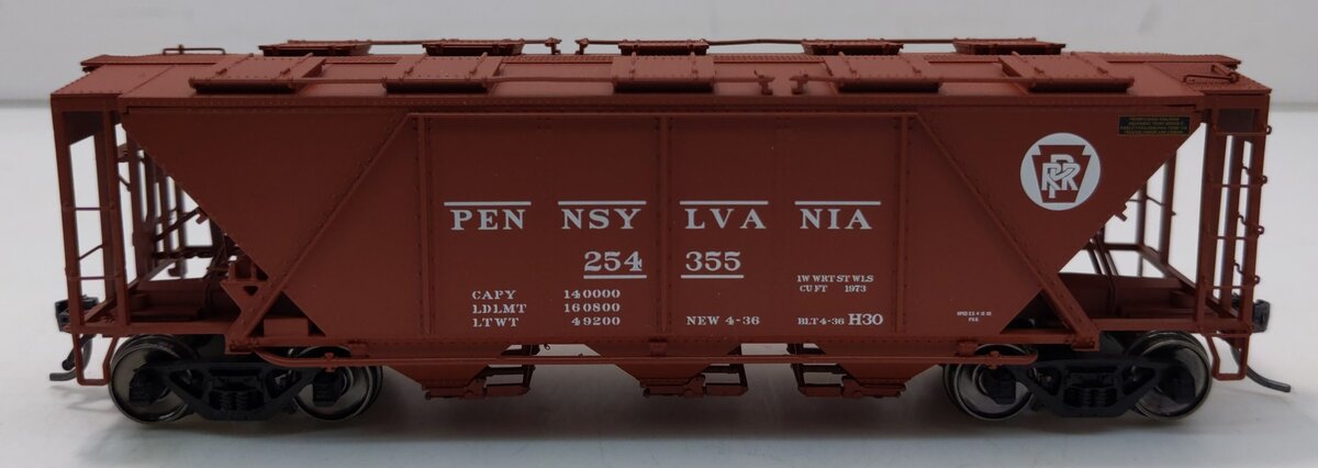 Bowser 41460 HO PRR H-30 Circle Keystone Covered Hopper, Red #254355