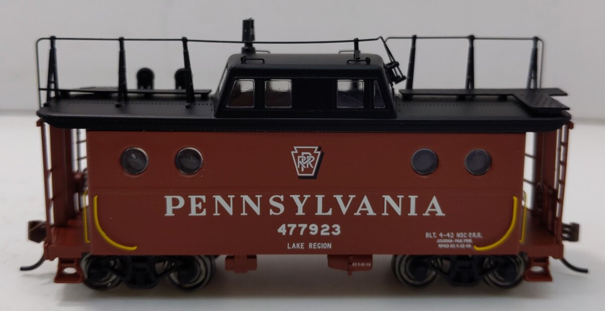 Bowser 41440 HO Pennsylvania Railroad (Lake Region) N5c Caboose #477923