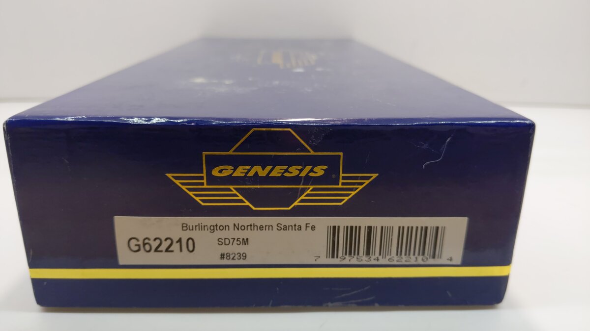 Athearn G62210 HO SF/Warbonnet/BNSF Patch SD75M Diesel Locomotive #8239