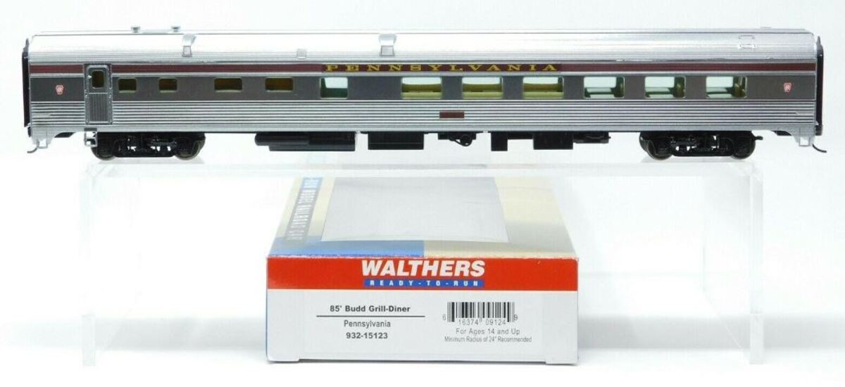 Walthers 932-15123 HO Pennsylvania Railroad 85' Budd Diner (Tuscan Letterboard,
