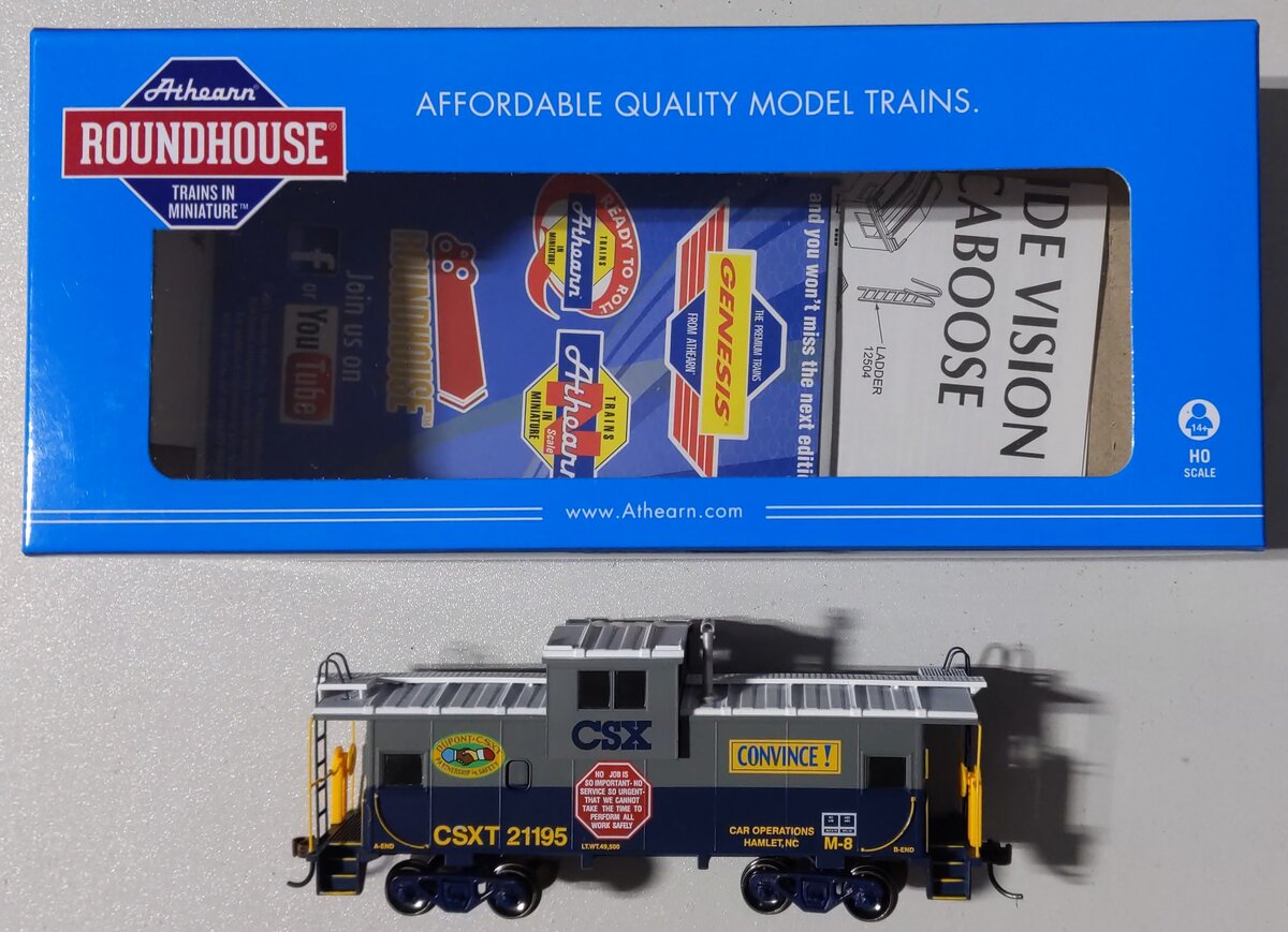Roundhouse 87936 HO Scale Chessie/CSX Safety Wide Vision Caboose #21195