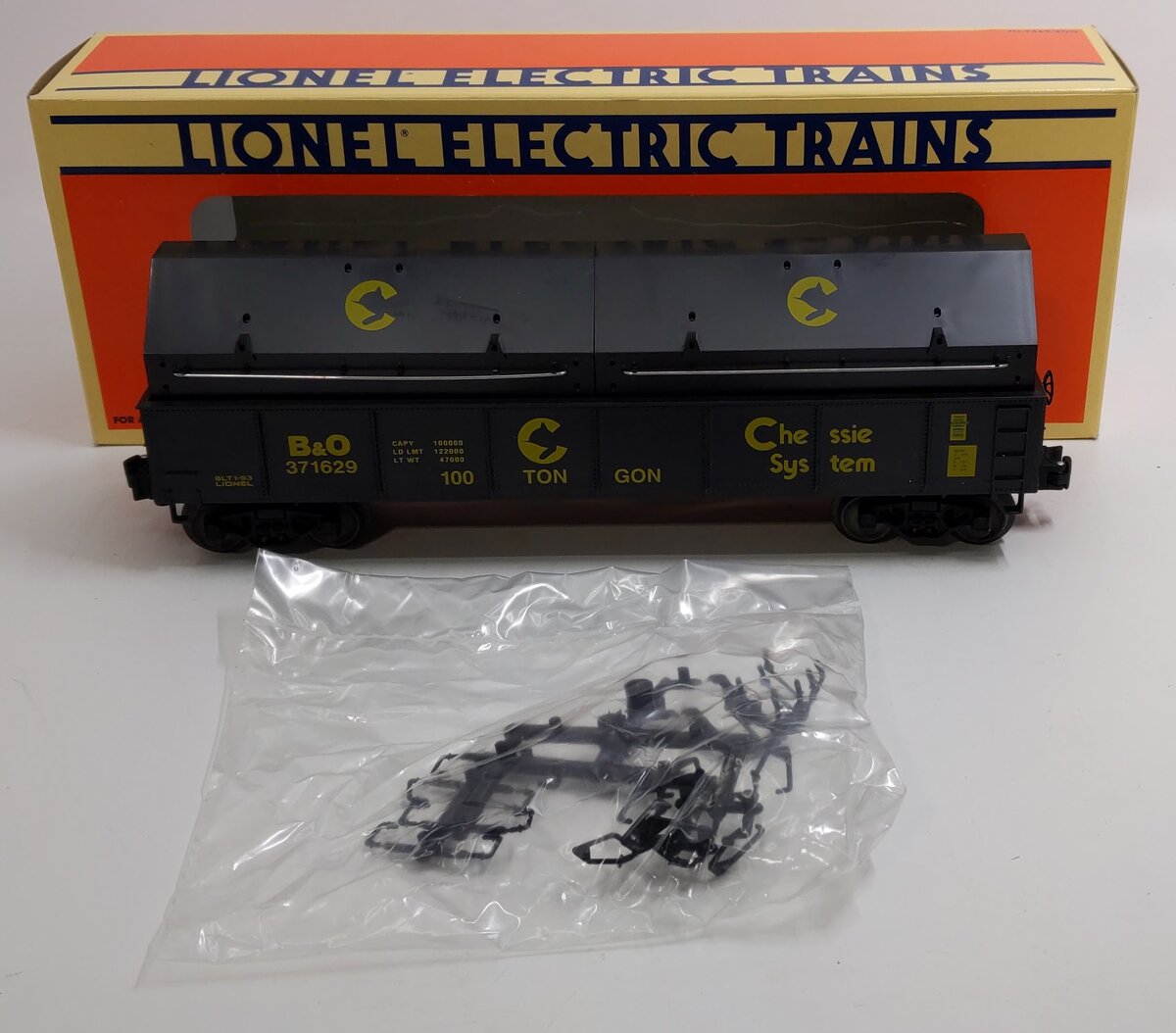 Lionel 6-17403 O Gauge Chessie System Gondola with Coil Covers #371629