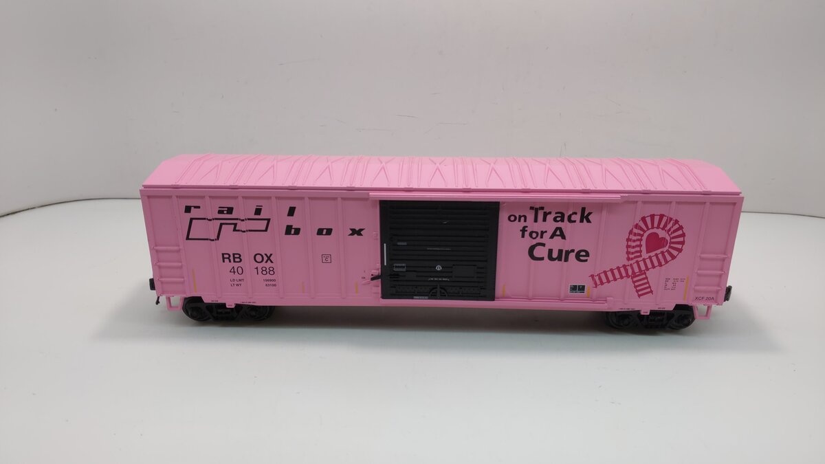 MTH 20-93876 O Railbox 'On Track for a Cure' 50' Boxcar #40189