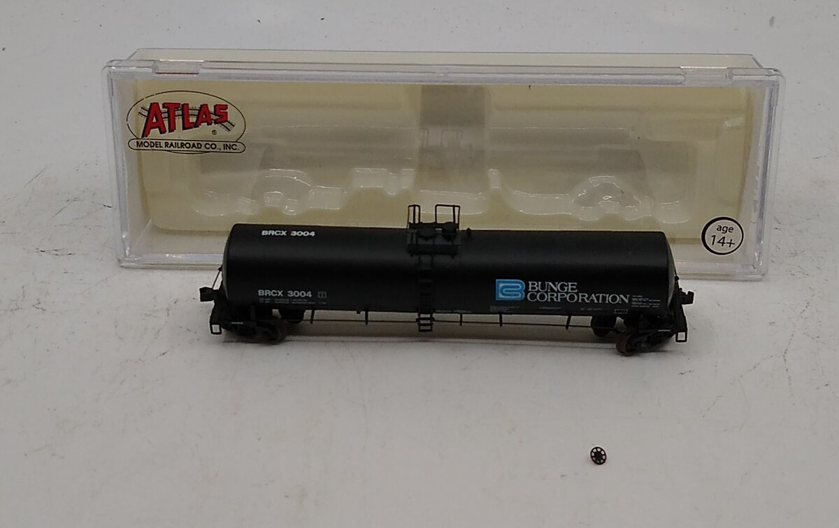 Atlas 50000710 N Scale Bunge Trinity 25.5K Tank Car # 3004