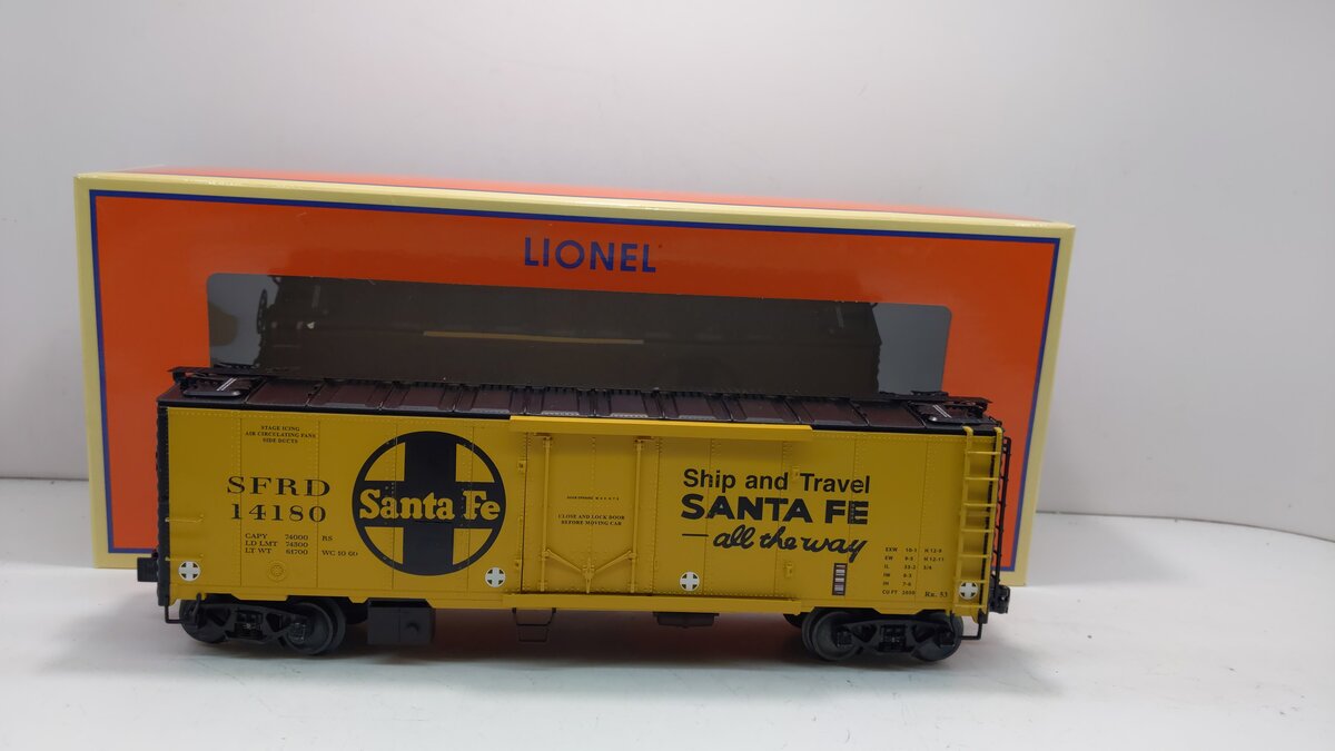 Lionel 2026061 O Santa Fe 40' Plug Door Reefer #14180