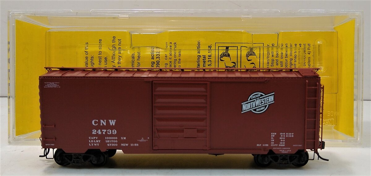 Kadee 5205 HO Chicago Northwestern 40' PS-1 Boxcar #24739