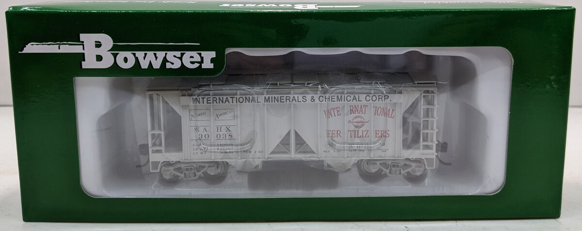 Bowser 42231 HO International Minerals 70 Ton 2 Bay Hopper Car #30038