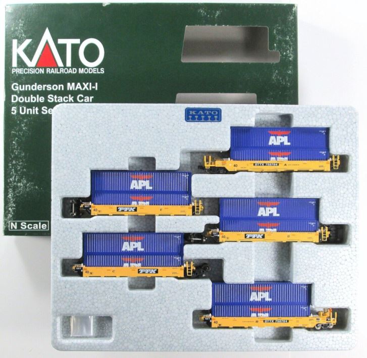 Kato 106-6142 N TTX 5-Unit Stack Car w/APL Containers – Trainz