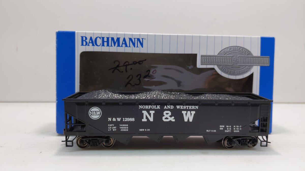 Bachmann 17642 HO Norfolk & Western 40' Quad Hopper #12988