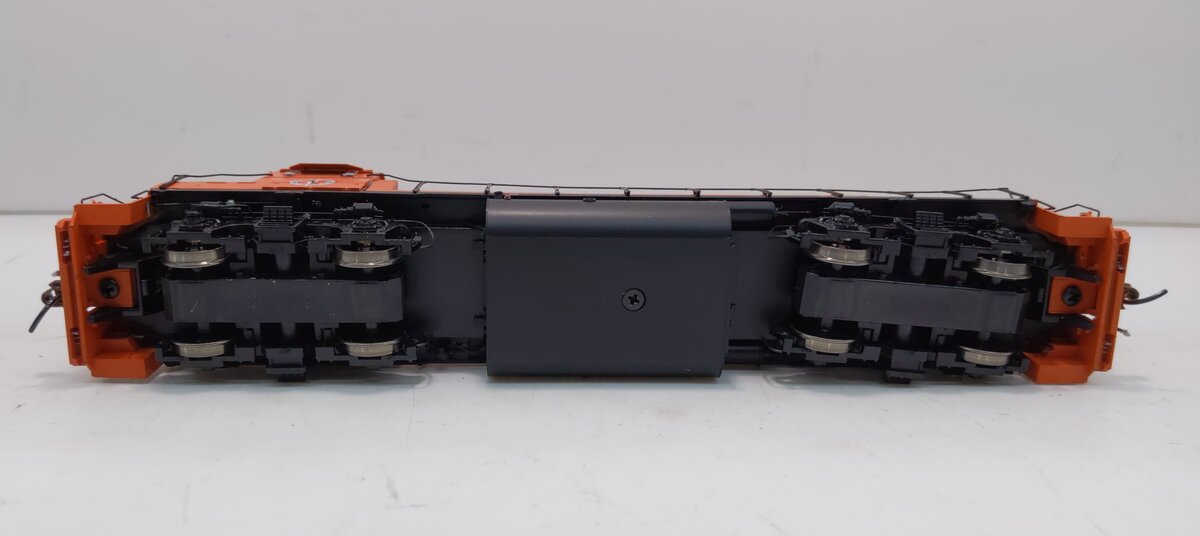 Athearn G65416 HO DT&I GP38-2 Phase 1a Diesel Locomotive w/DCC & Sound #223