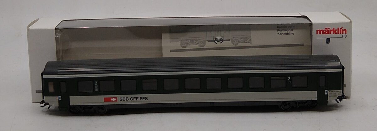 Marklin 42162 HO Scale SBB CFF FFS Express 2nd Class Passenger Car