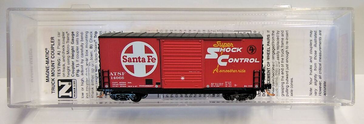 Micro-Trains 10100050 N Santa Fe 40' Single Door Hi-Cube Boxcar #14066