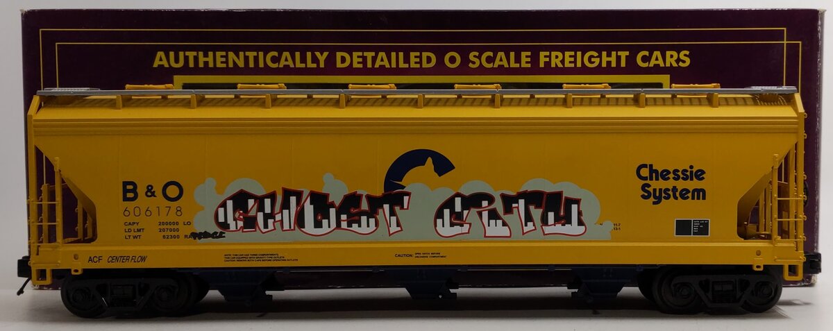 MTH 20-97697 O Gauge Chessie 3-Bay Centerflow Hopper Car #606178