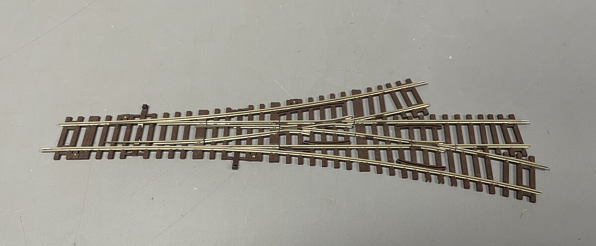 Roco 42454 HO DWW15 3-Way Switch Turnout