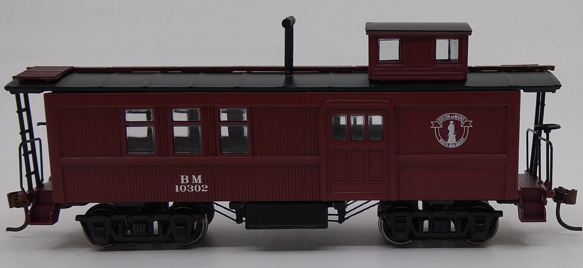 Roundhouse 84332 HO RTR Drover's Caboose, B&M #10302