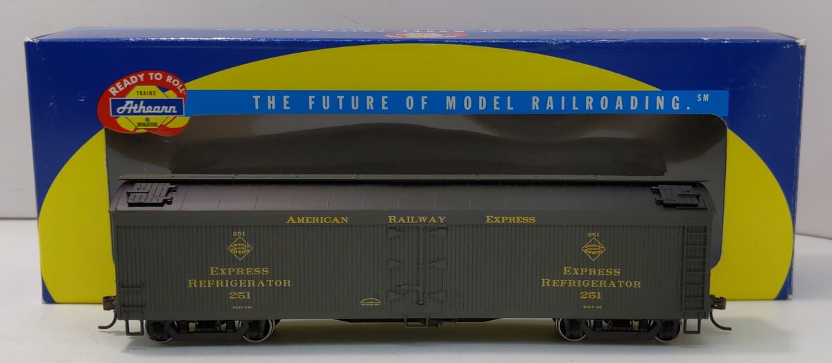 Athearn 92564 HO American Railway Express 50' Express Reefer #251